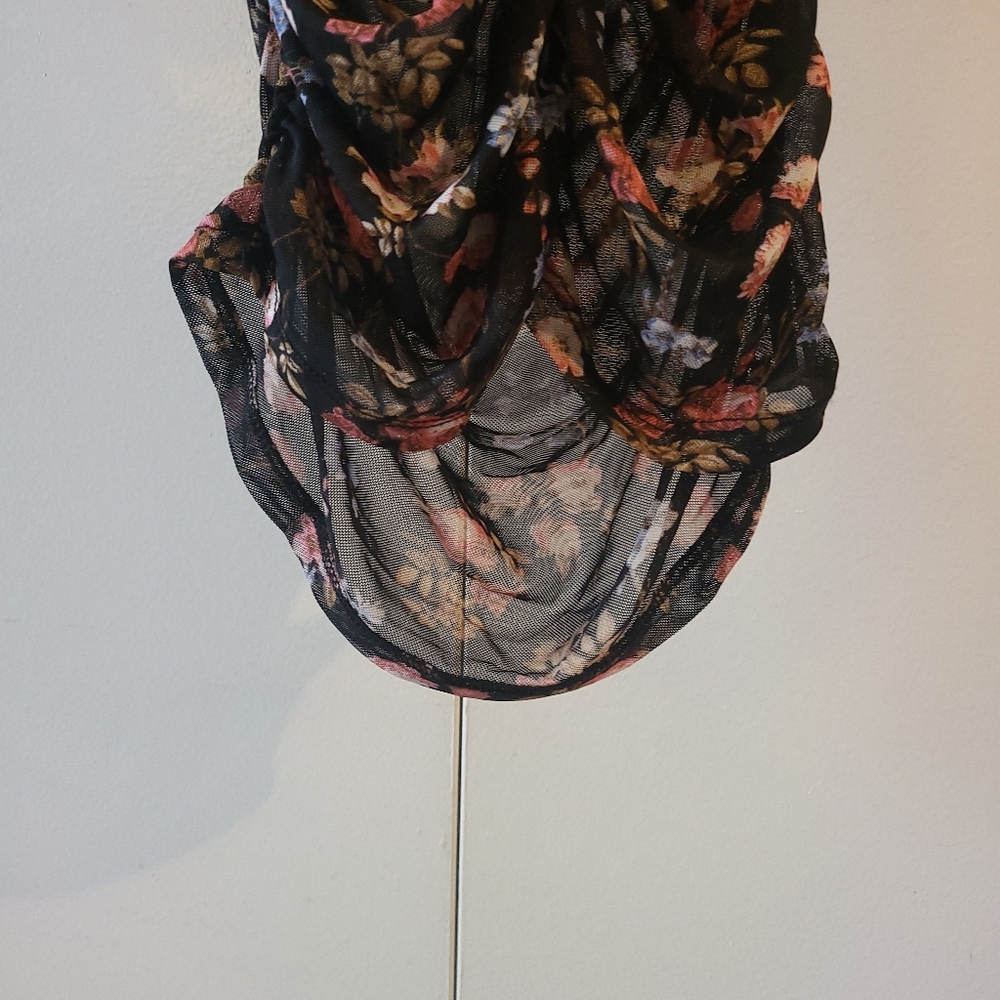 Mid Dress - Picture 6 of 7